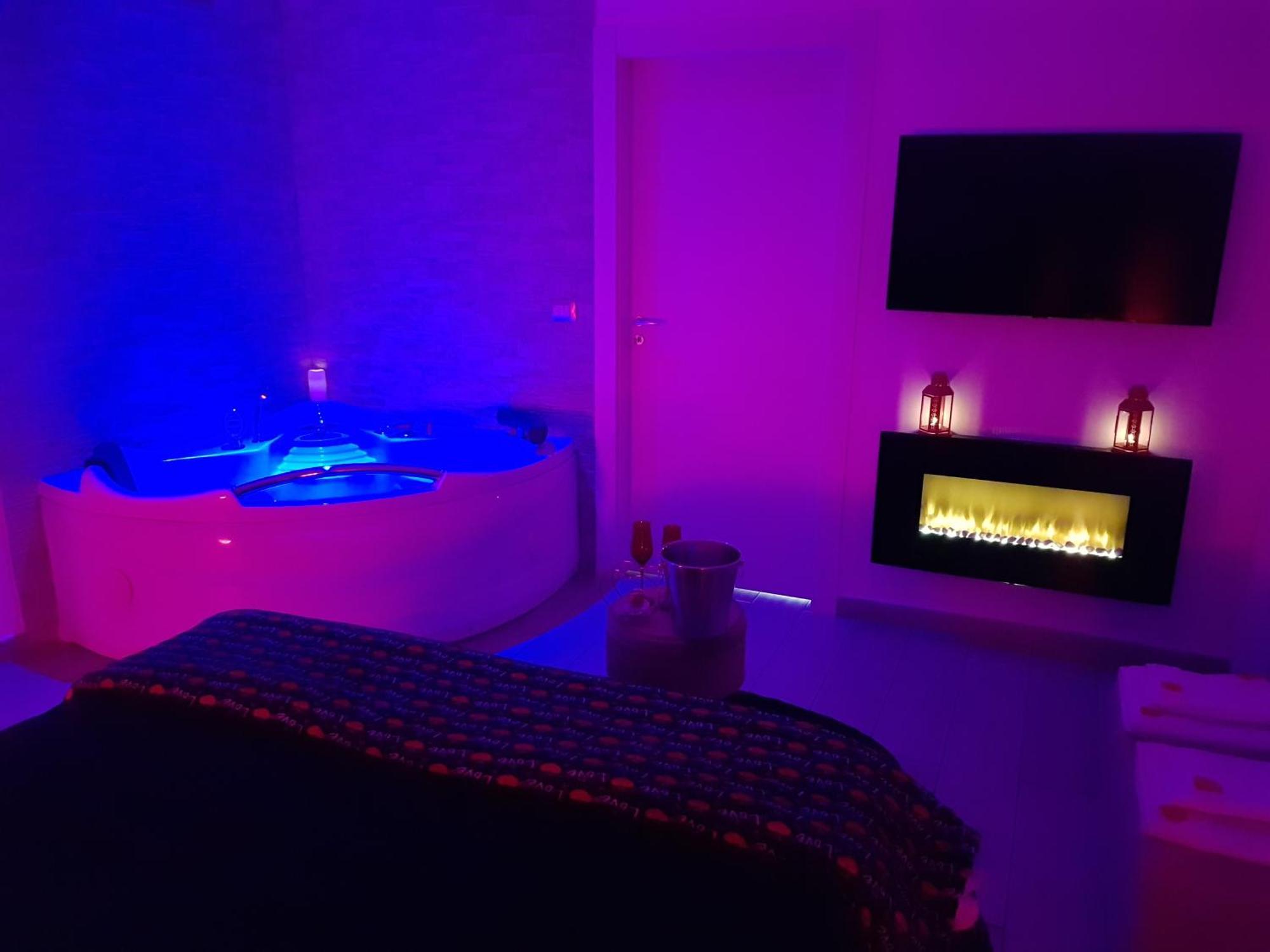הוילה סירקוזה Momenti E Wellness מראה חיצוני תמונה
